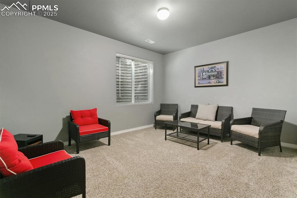 8042 Hardwood Circle