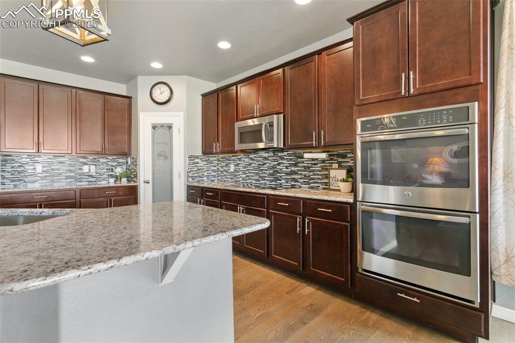 8042 Hardwood Circle