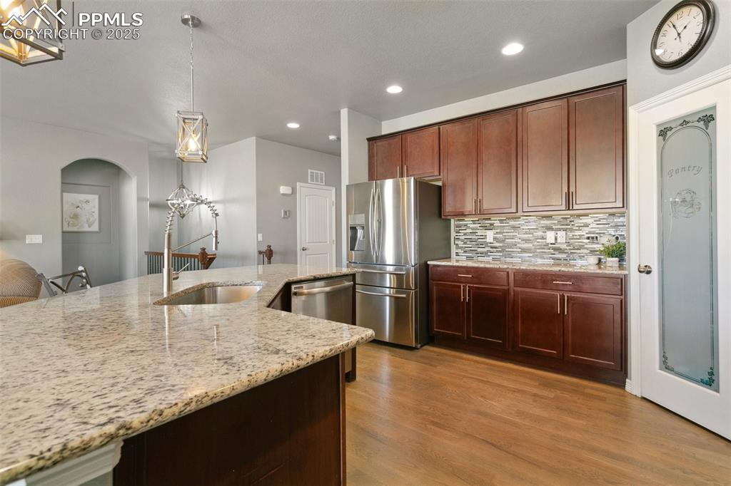 8042 Hardwood Circle