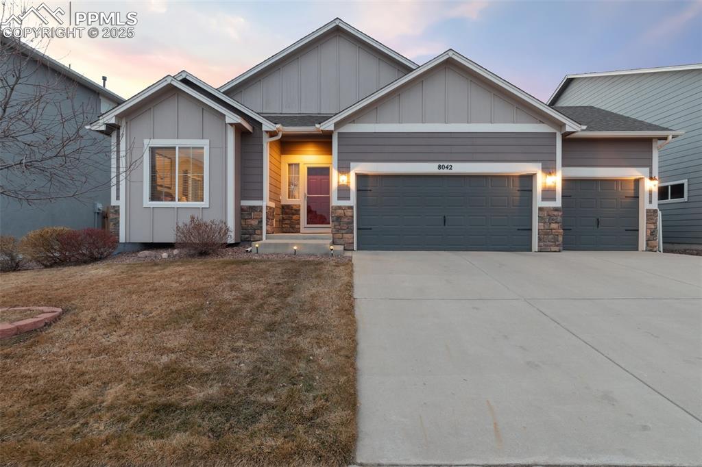 8042 Hardwood Circle