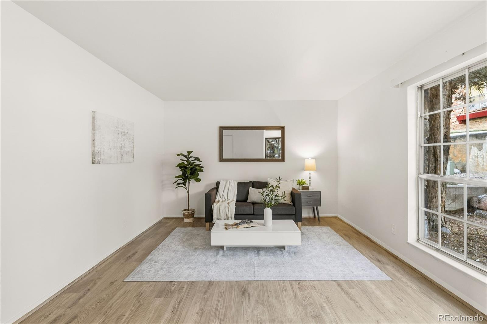 2902 Airport Road Unit: 136