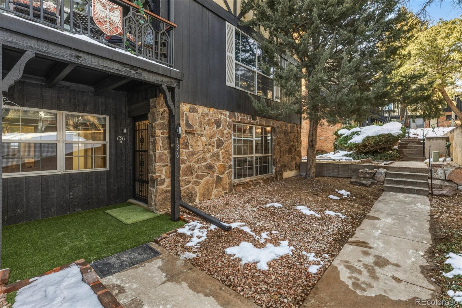 2902 Airport Road Unit: 136