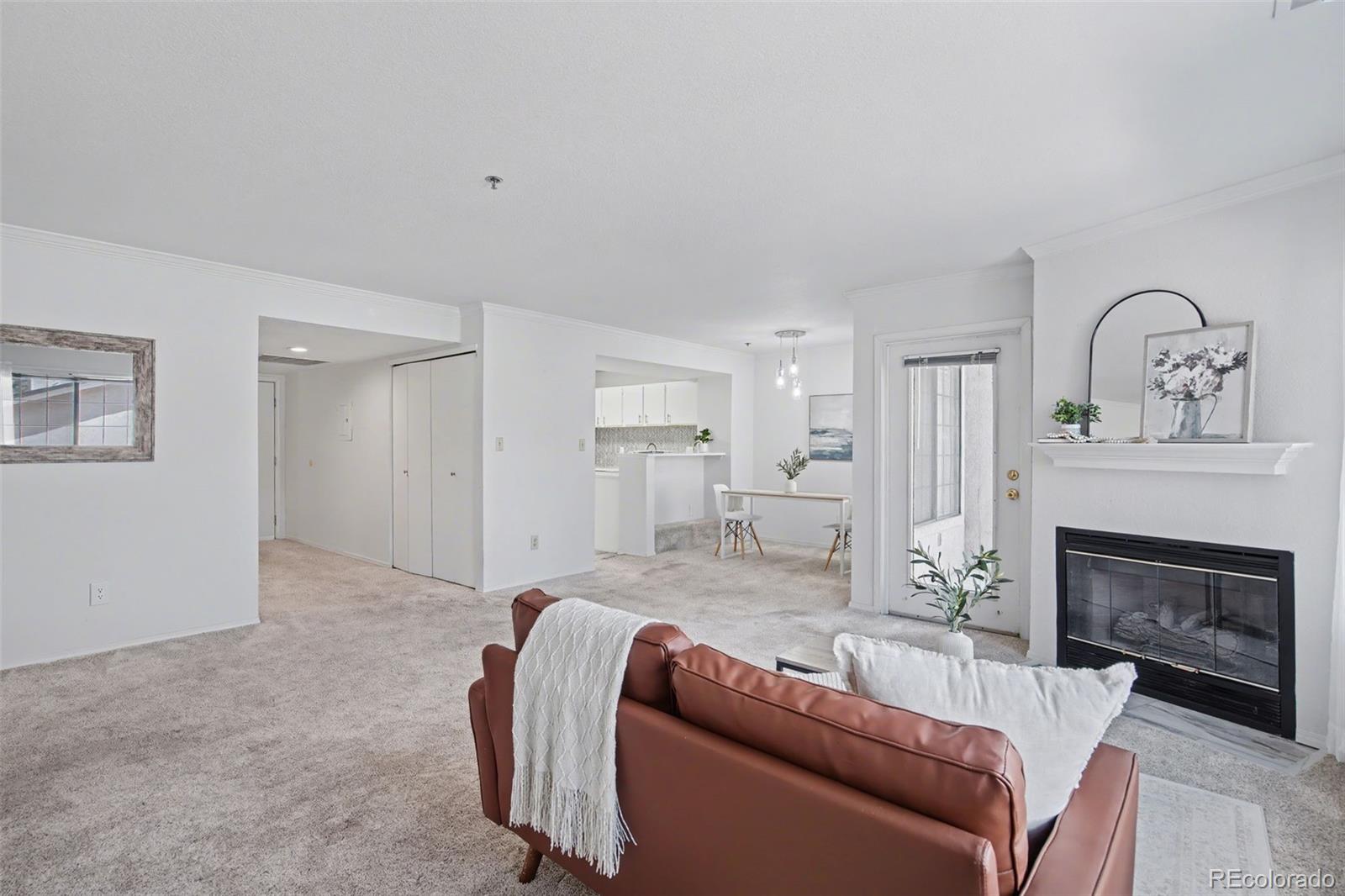 2160 Alicia Point Unit: 101