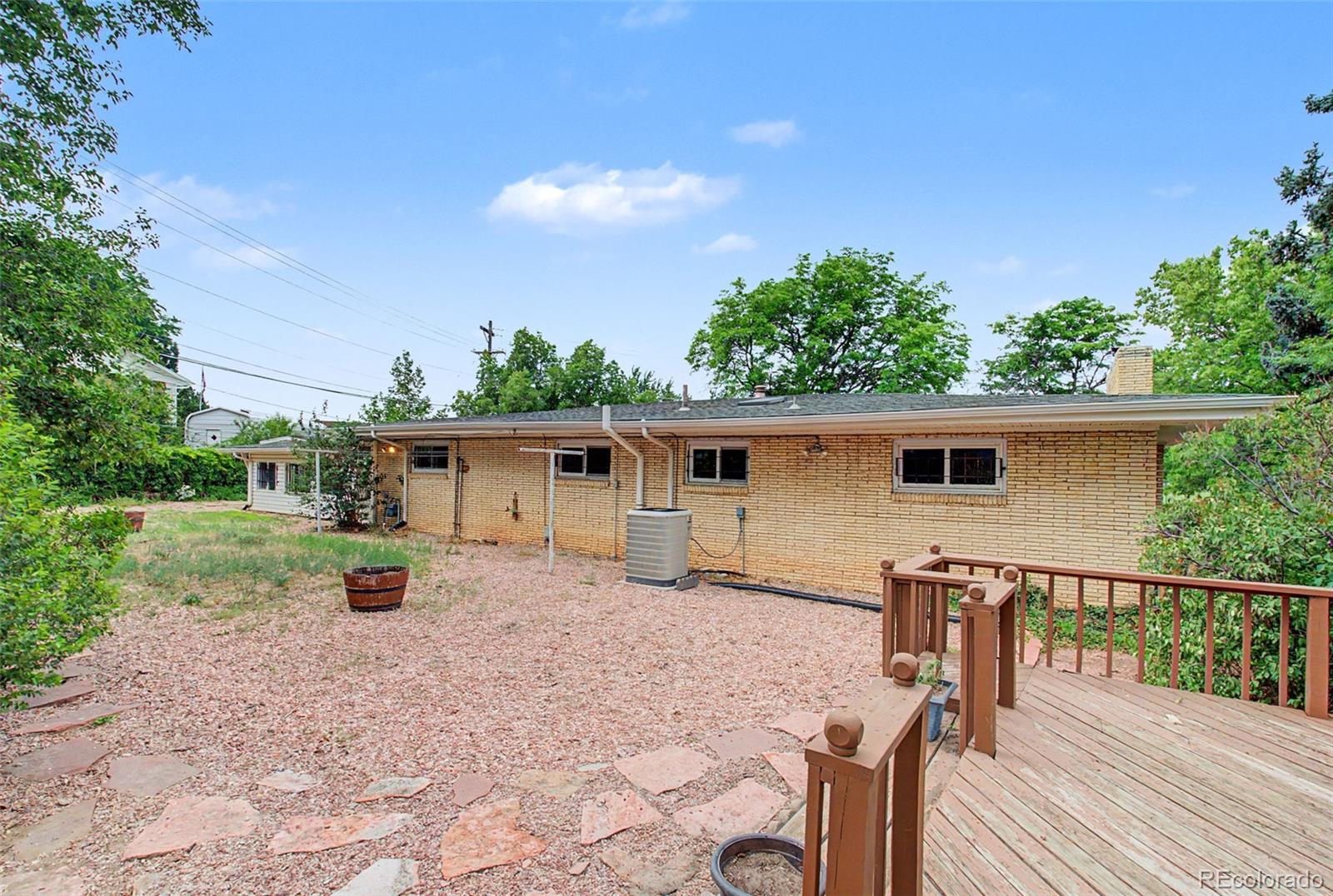 1118 Acacia Drive