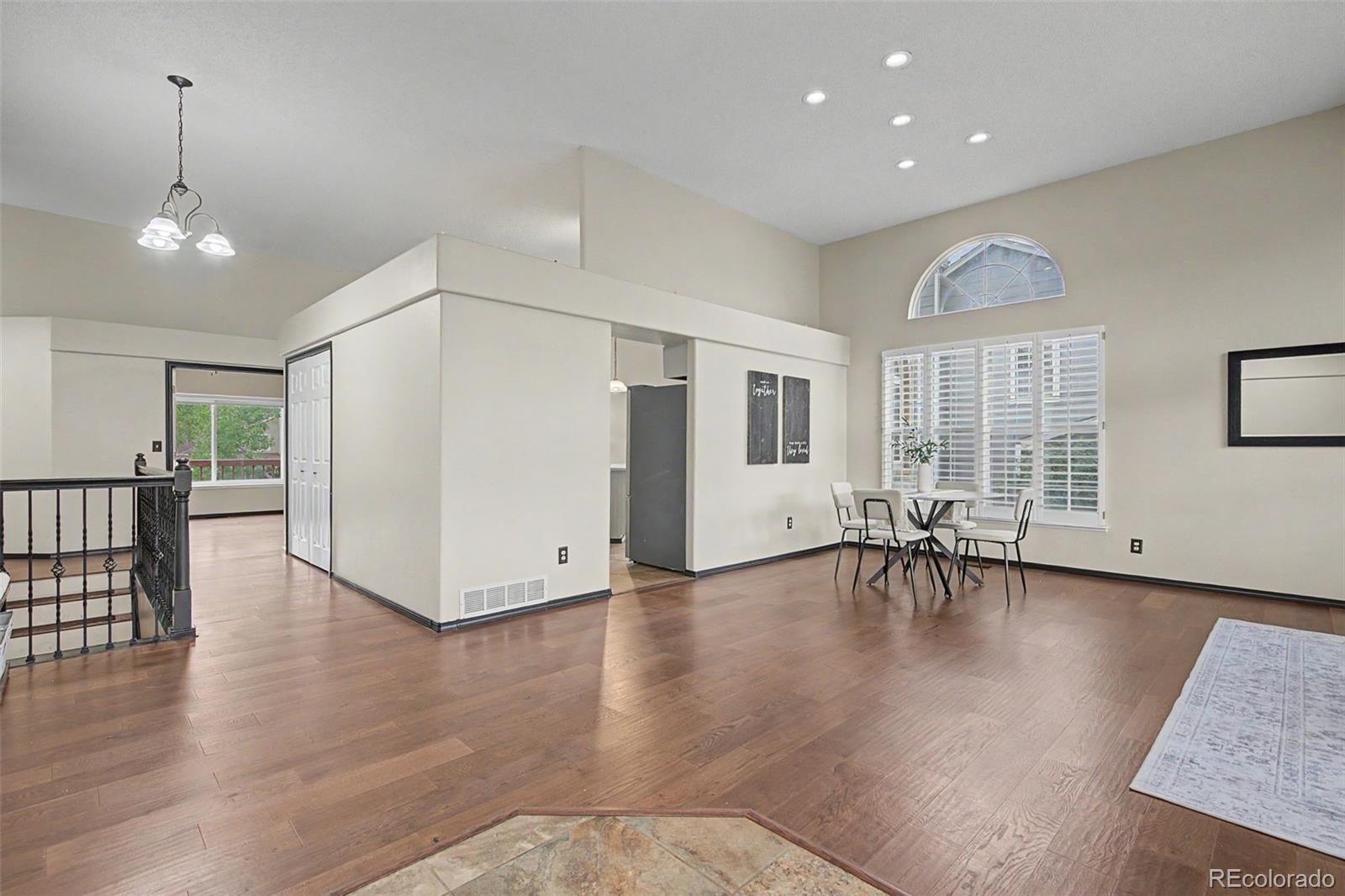 1280 Carlson Drive