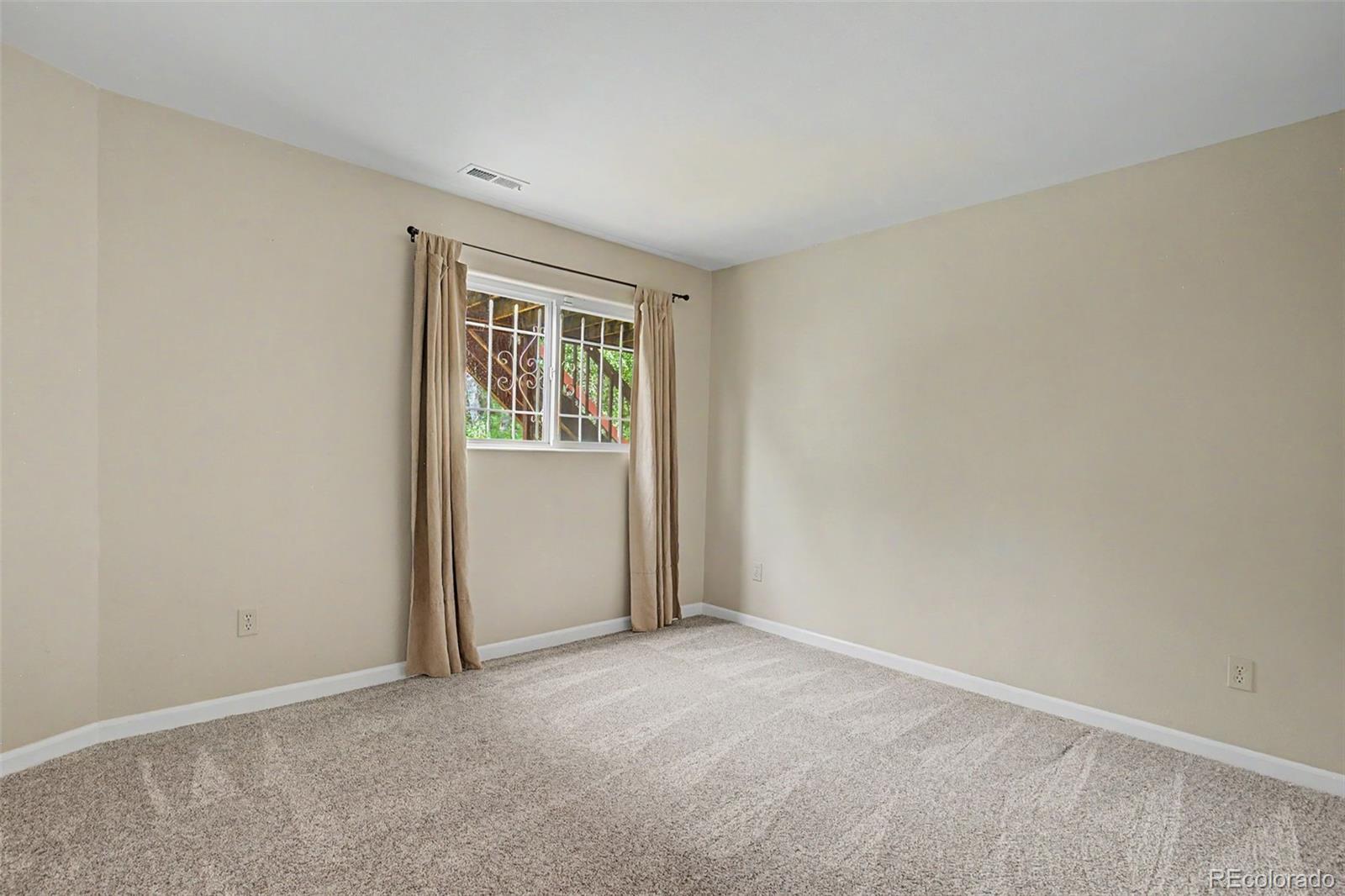 1280 Carlson Drive