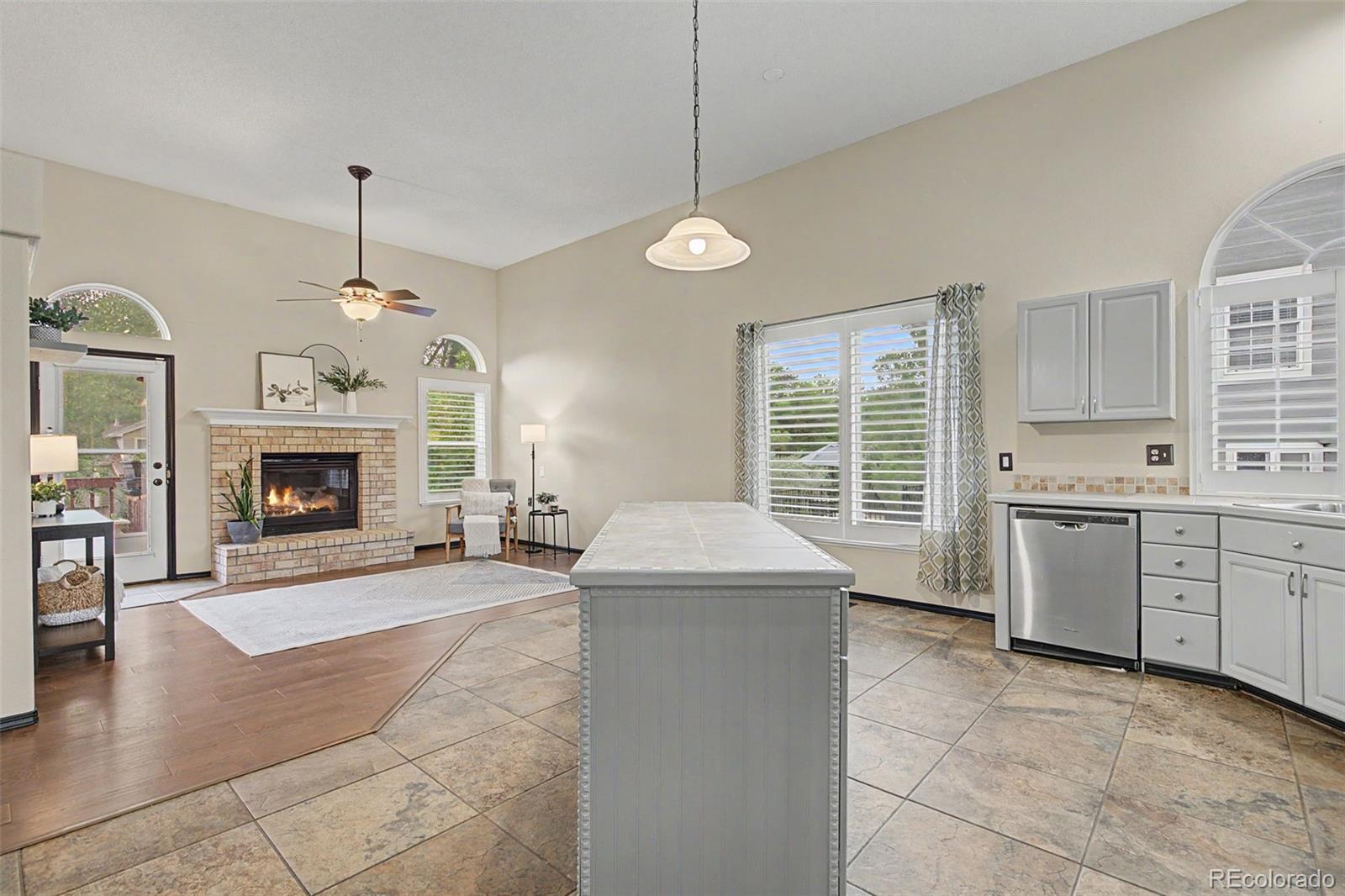 1280 Carlson Drive