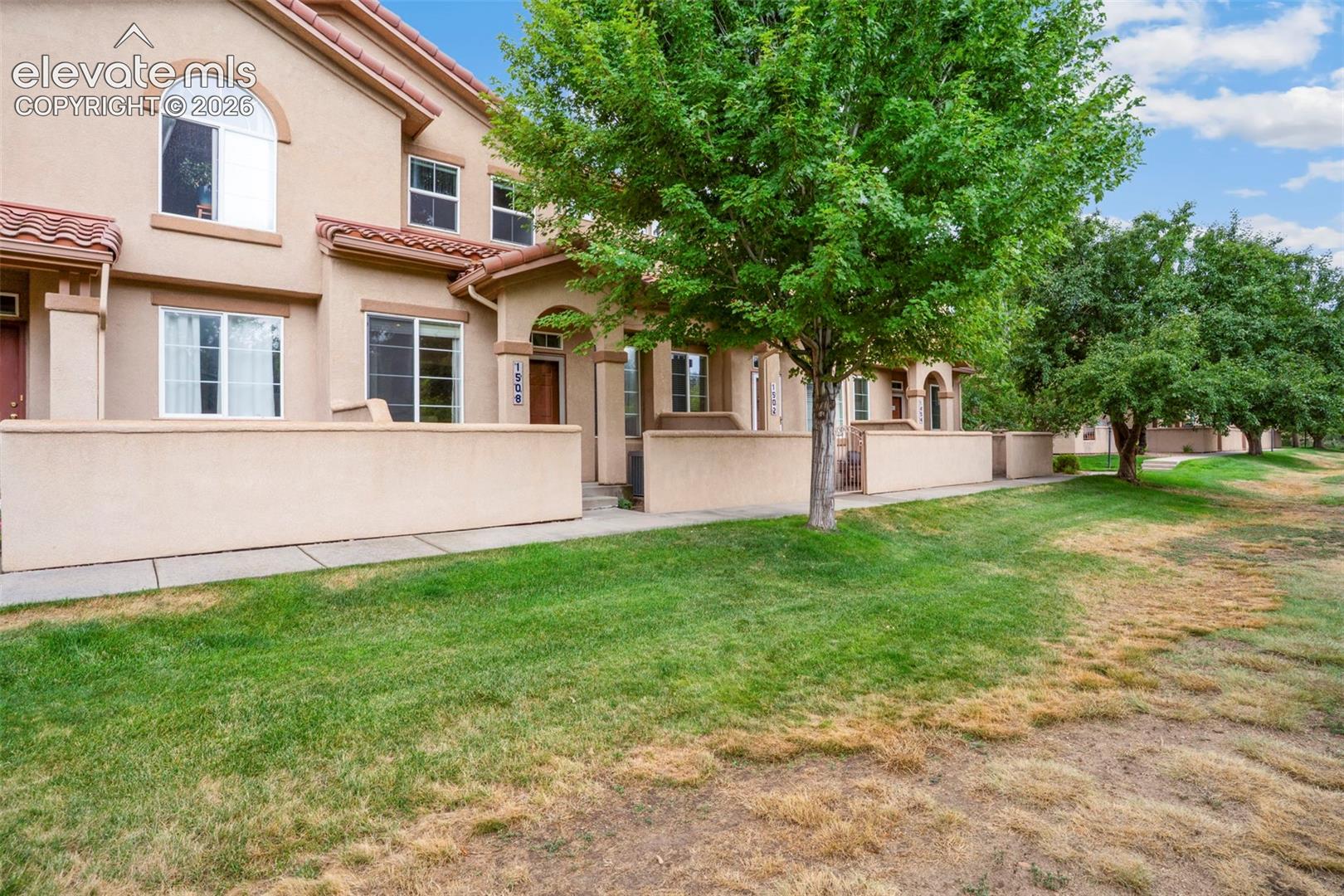 1508 Courtyard Heights