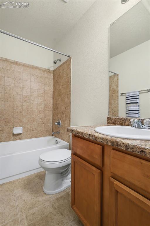 2465 Sierra Springs Drive