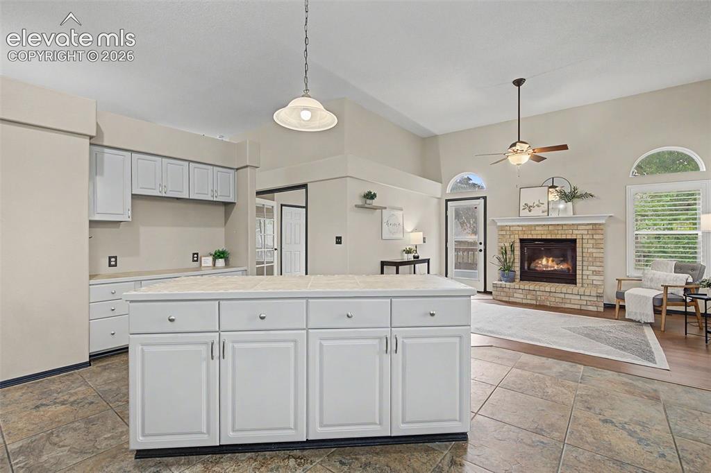 1280 Carlson Drive