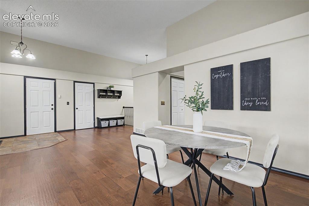 1280 Carlson Drive