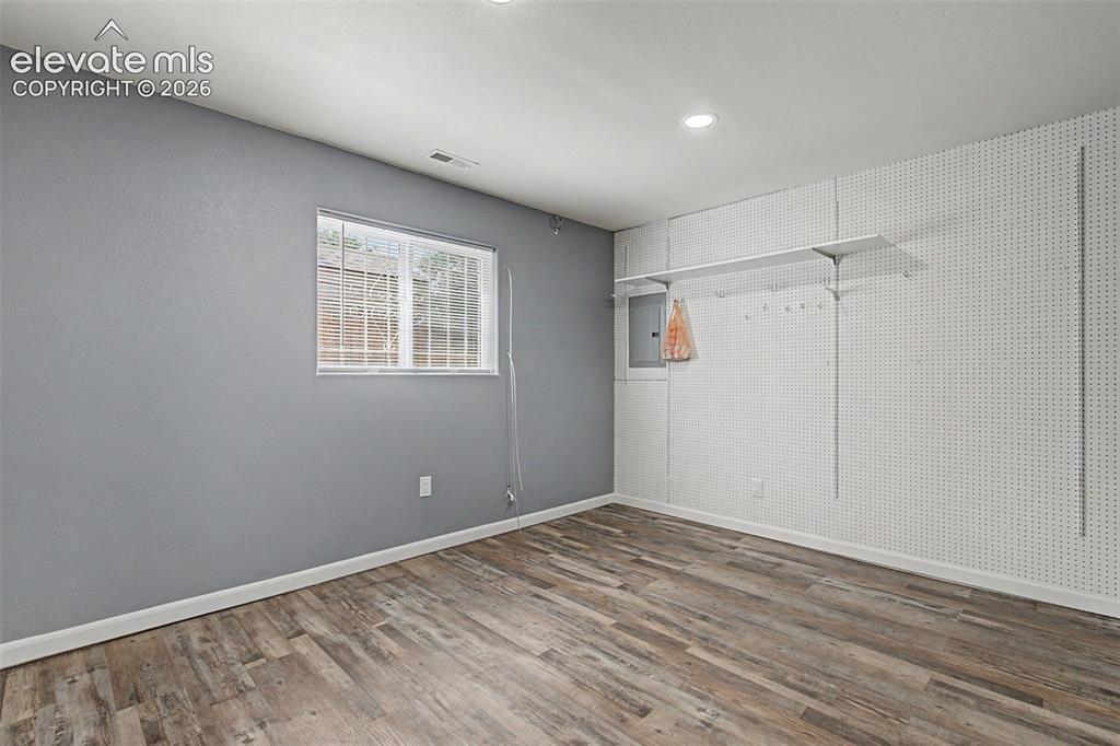 1280 Carlson Drive