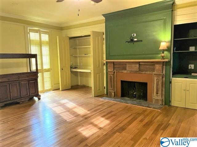 12 Main Street, Madison