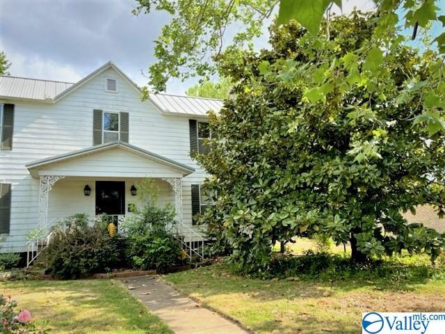 12 Main Street, Madison