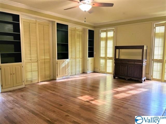 12 Main Street, Madison