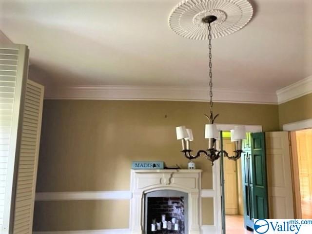 12 Main Street, Madison