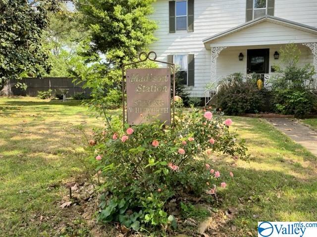 12 Main Street, Madison