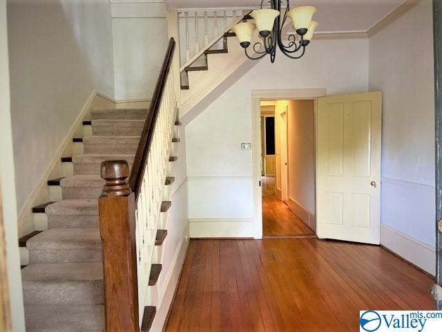 12 Main Street, Madison