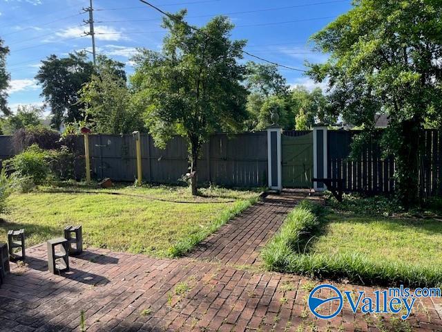 12 Main Street, Madison