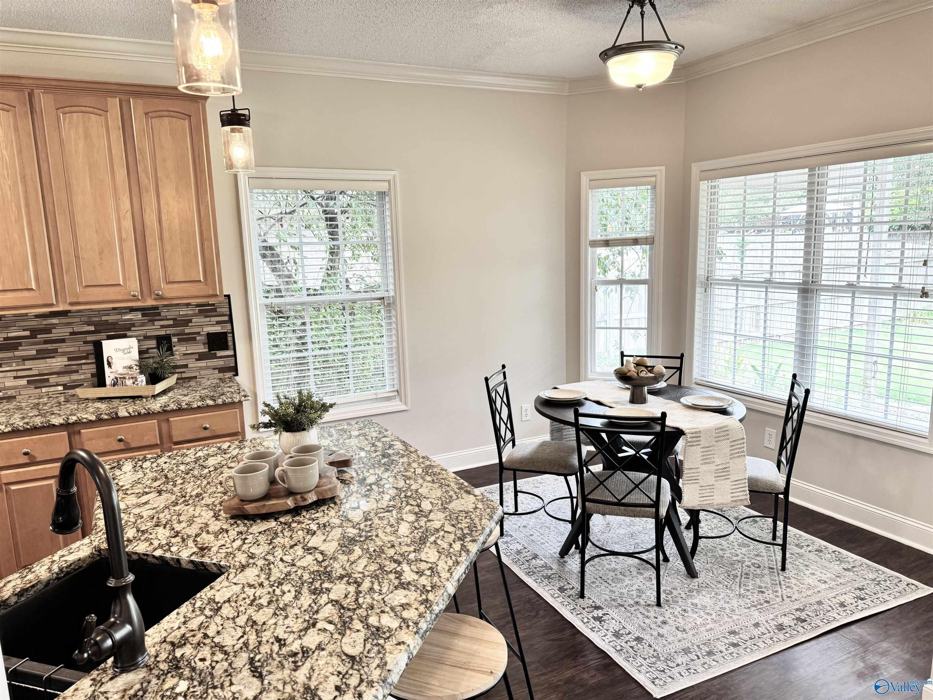 5005 Creekstone Drive