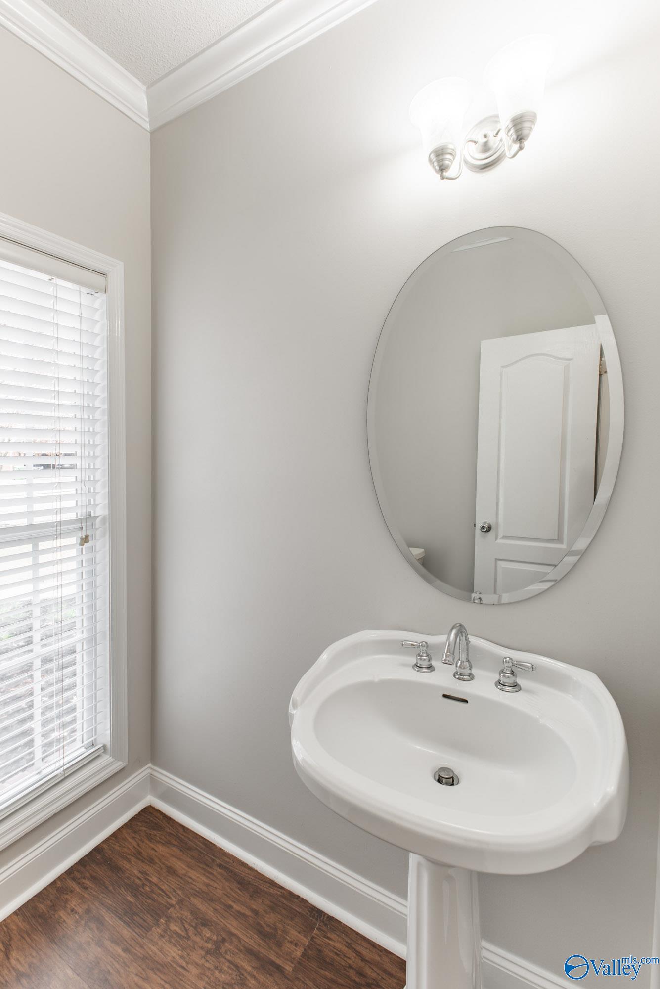 5005 Creekstone Drive