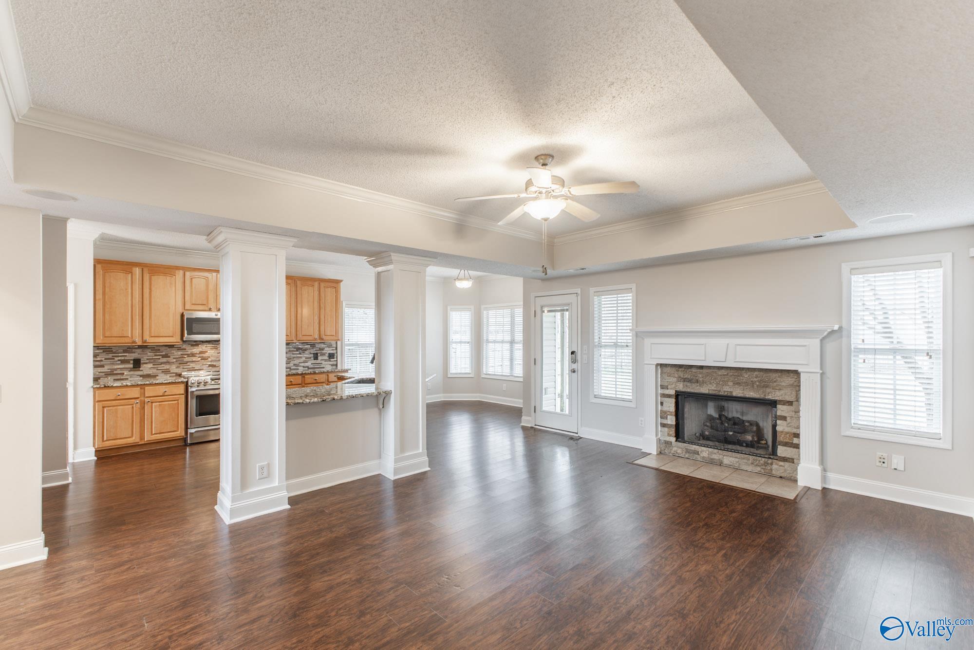 5005 Creekstone Drive