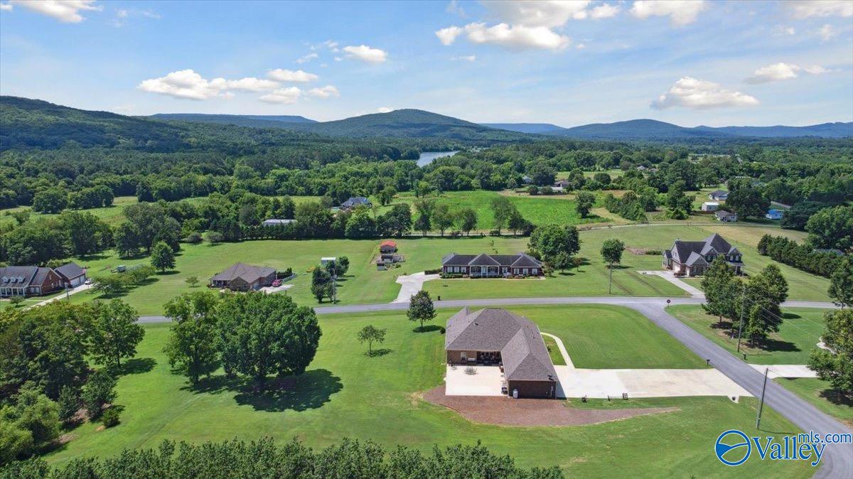 101 Cottage Garden Court