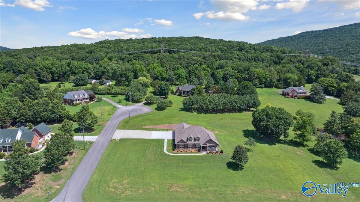 101 Cottage Garden Court