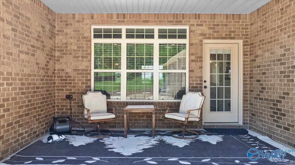 101 Cottage Garden Court