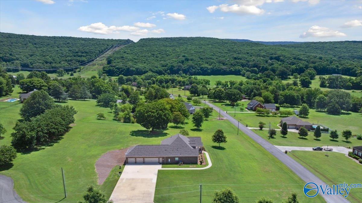 101 Cottage Garden Court