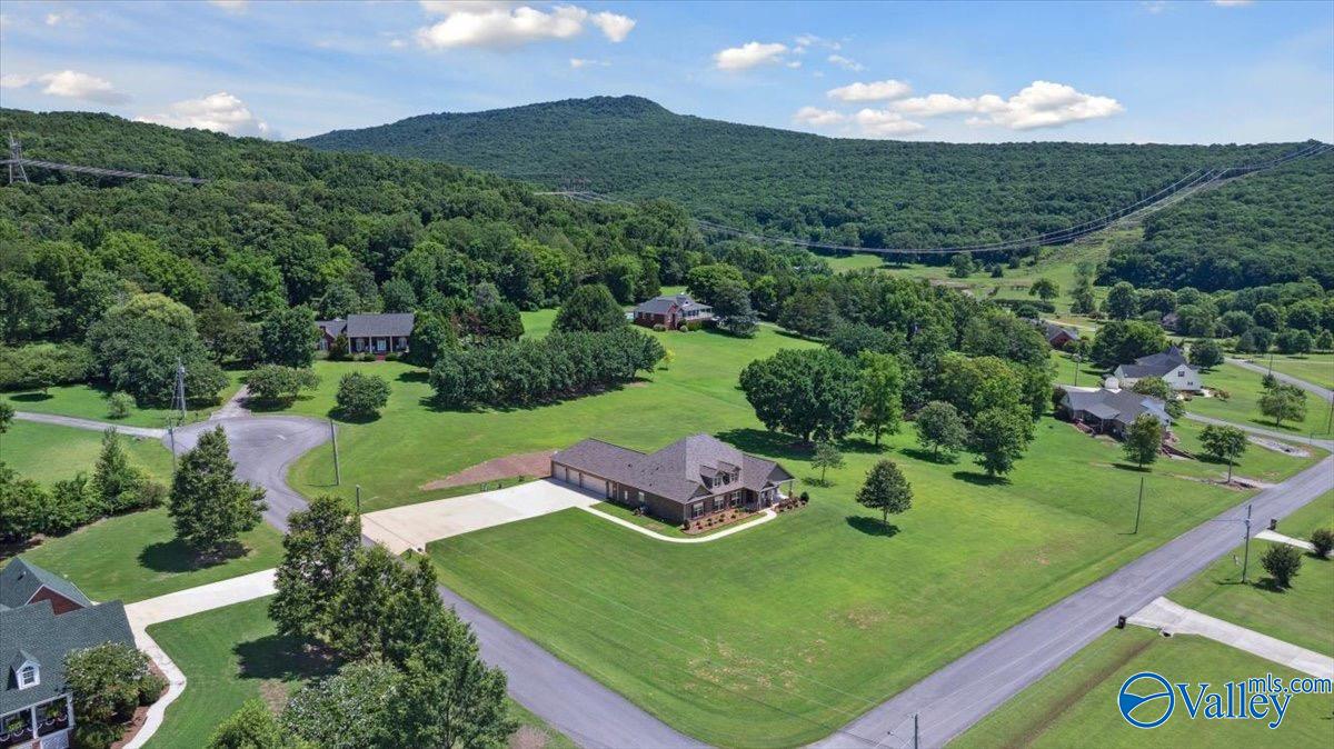 101 Cottage Garden Court