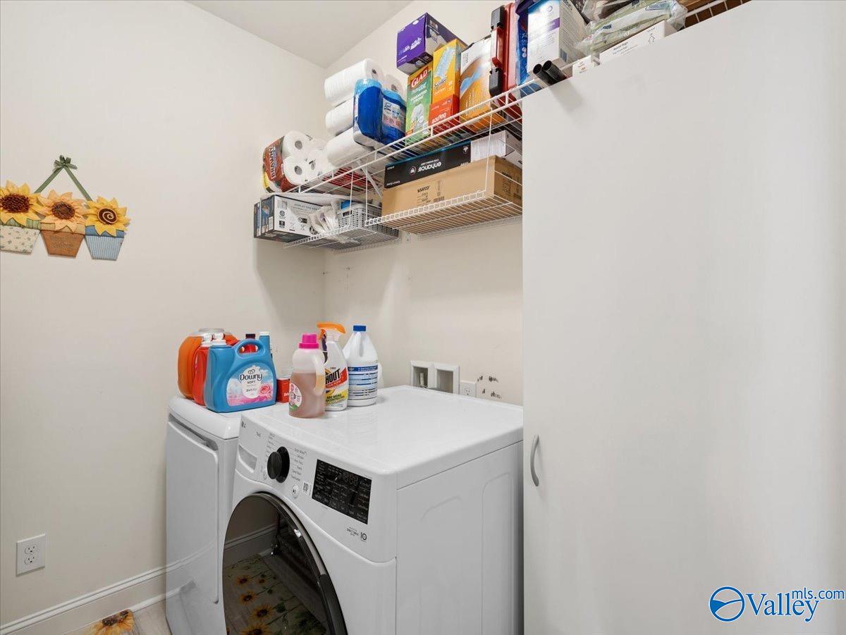 101 Cottage Garden Court