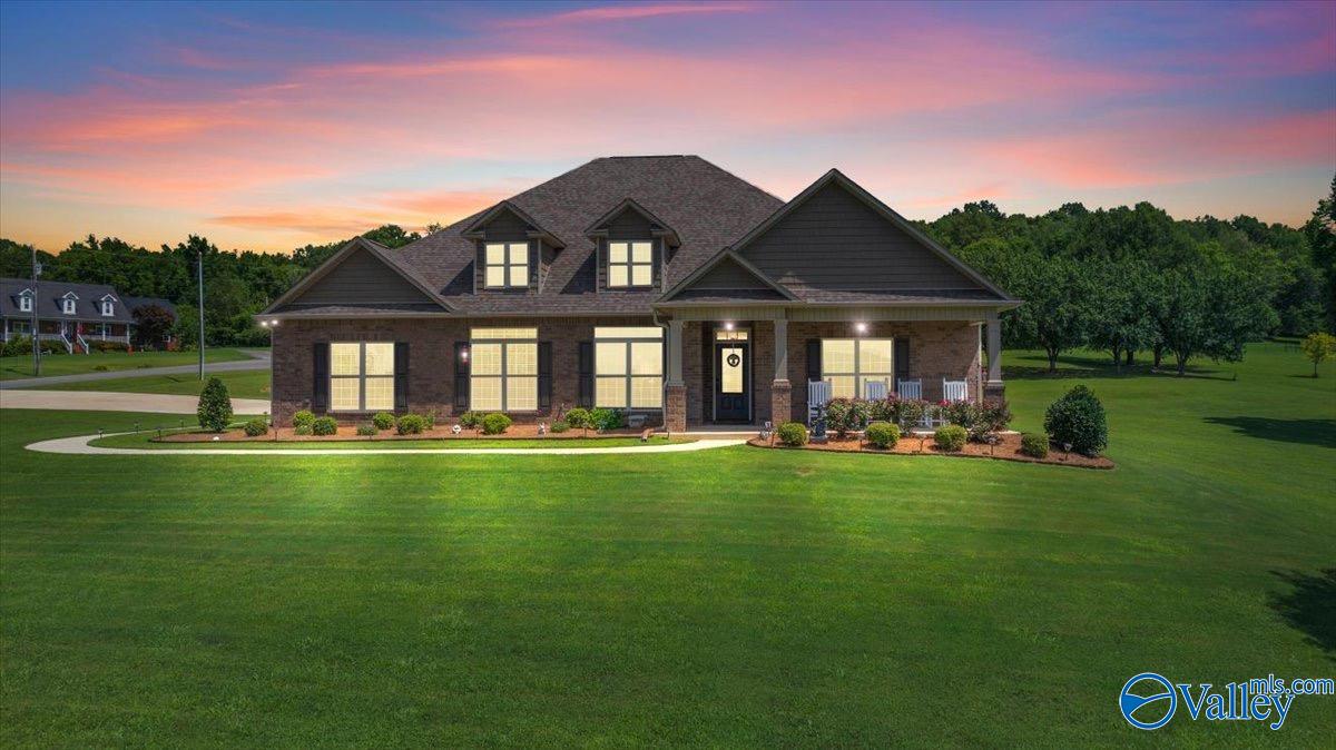 101 Cottage Garden Court