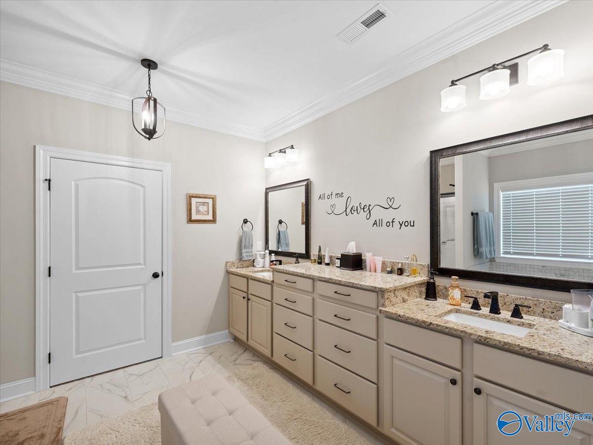 101 Cottage Garden Court