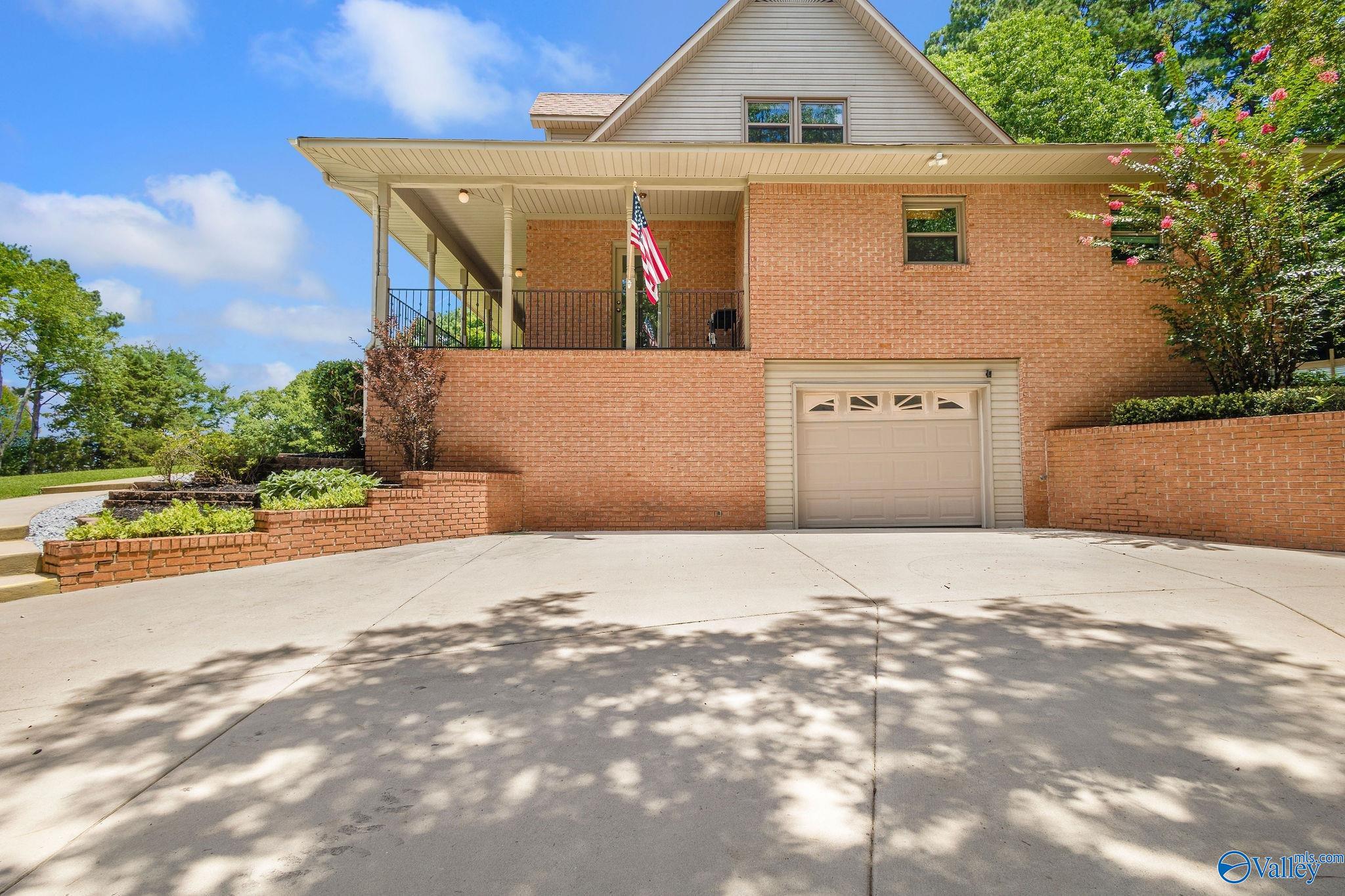 1455 E Upper River Road