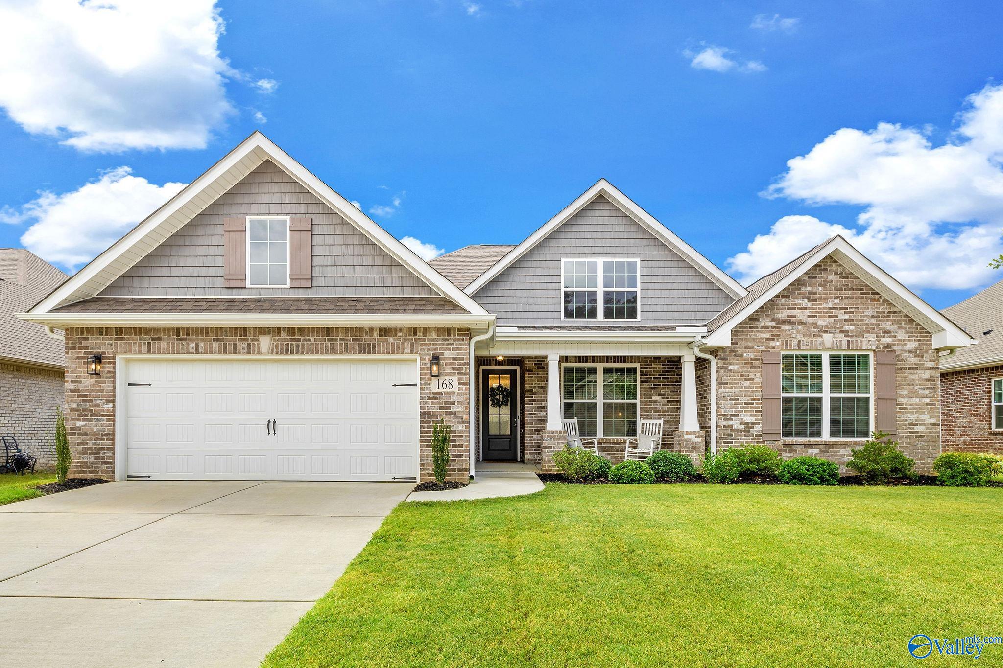 168 Dustin Lane NW