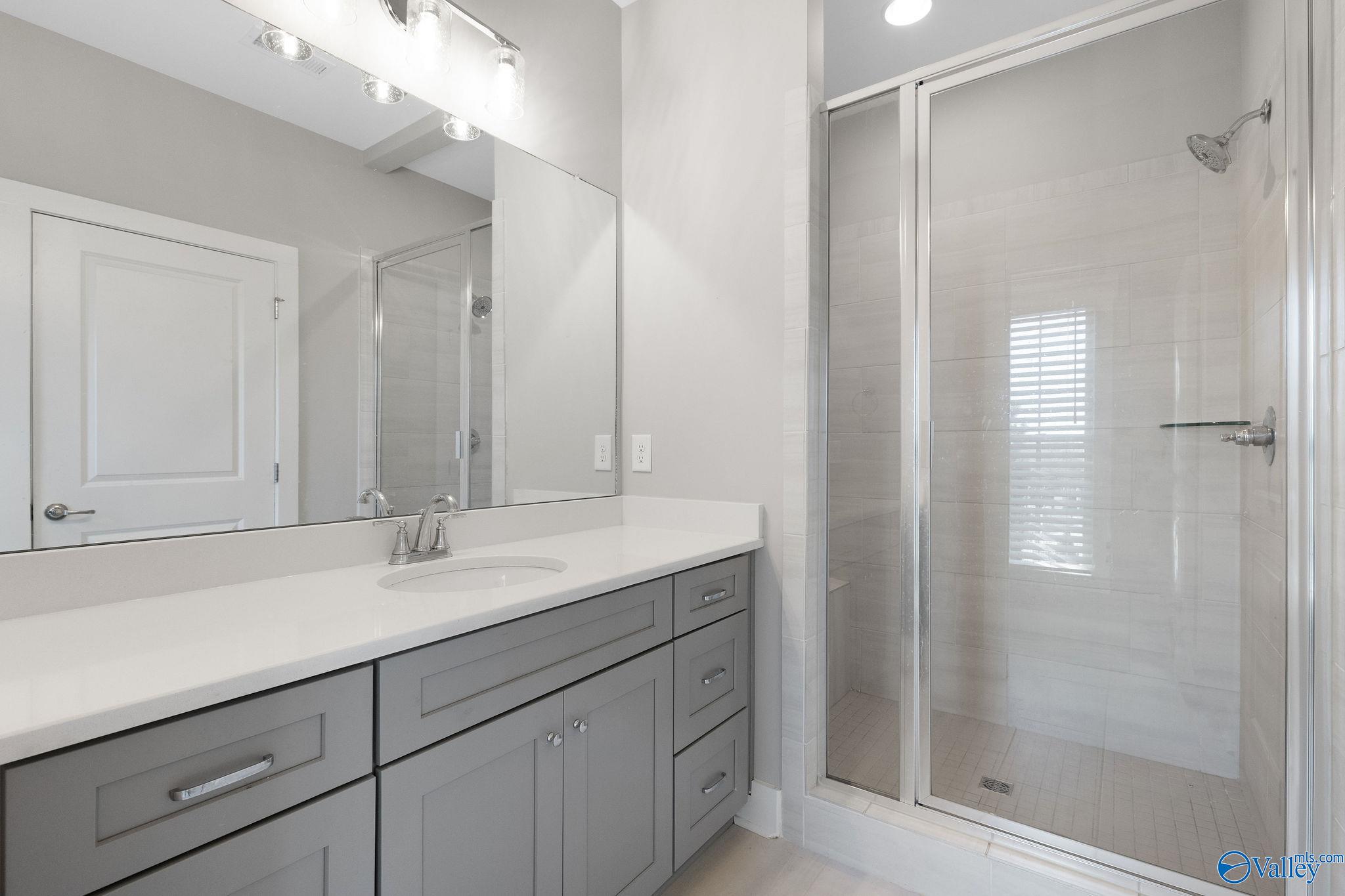 190 Kearny Street, Madison