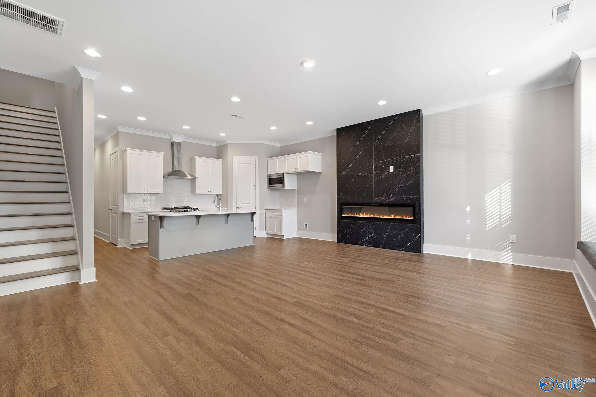 190 Kearny Street, Madison