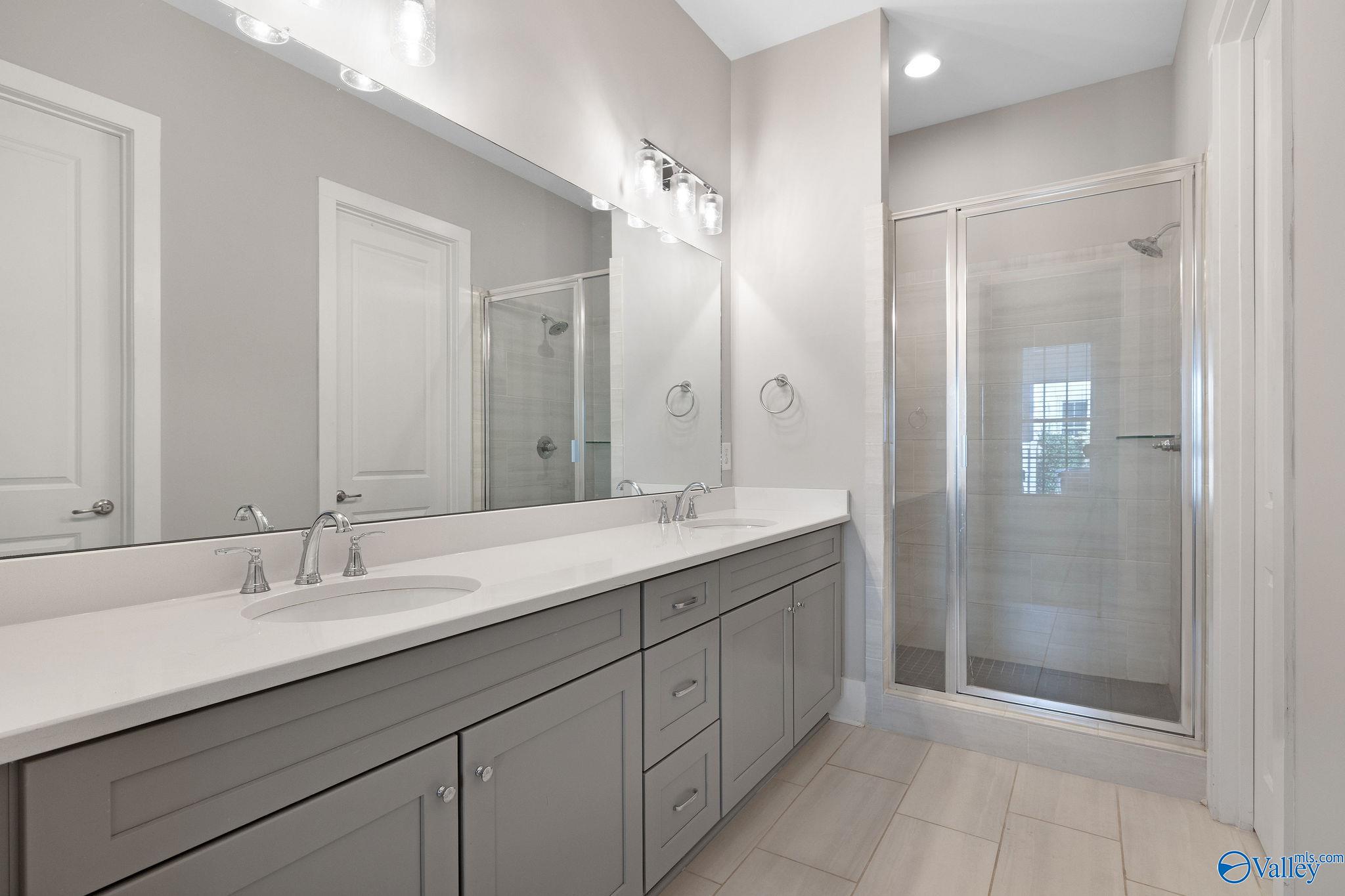 190 Kearny Street, Madison