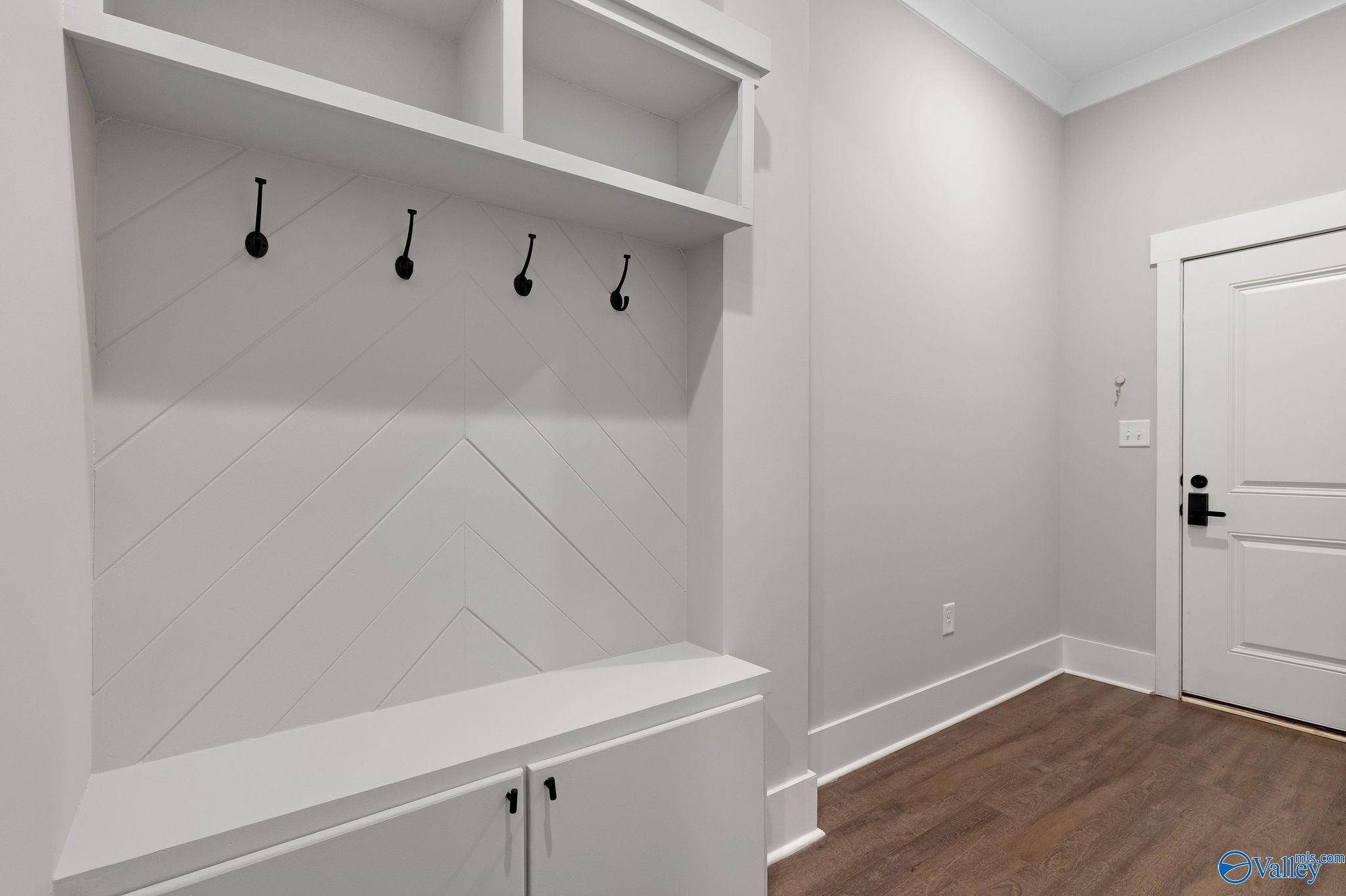 190 Kearny Street, Madison