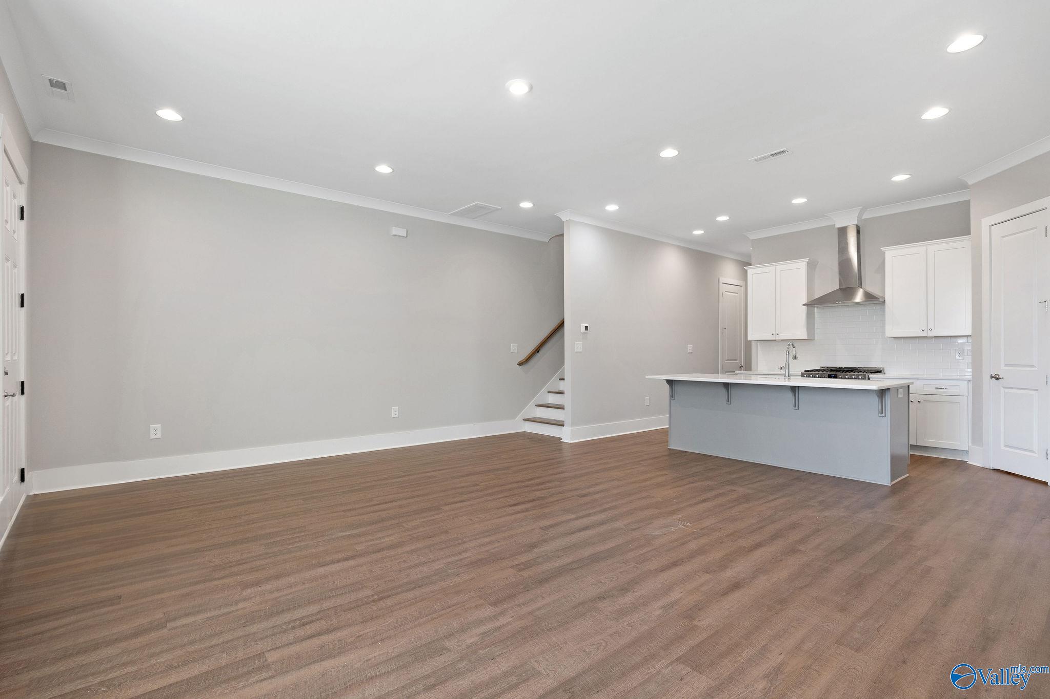 190 Kearny Street, Madison