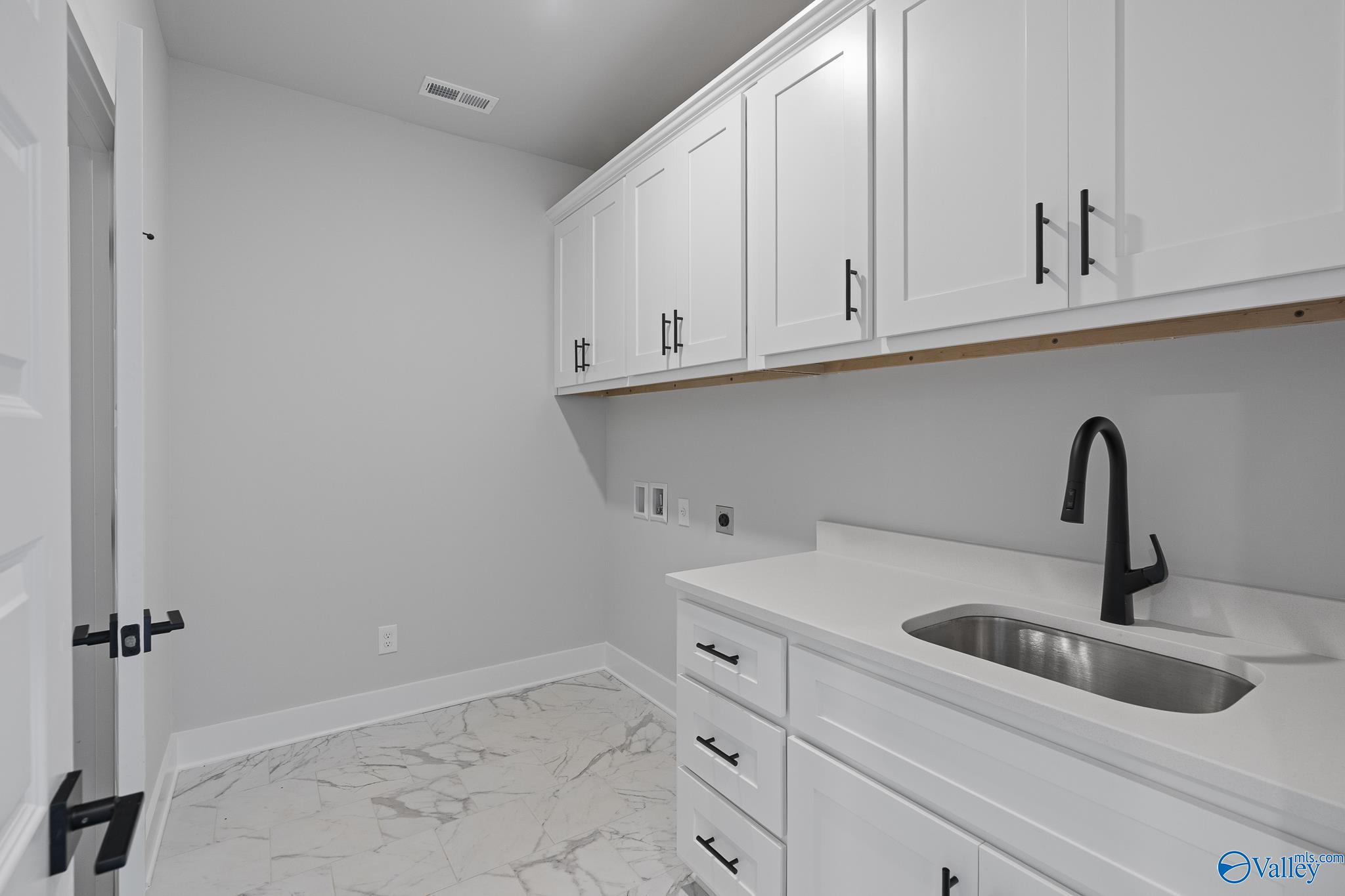 1614 Bridgedale Street NE