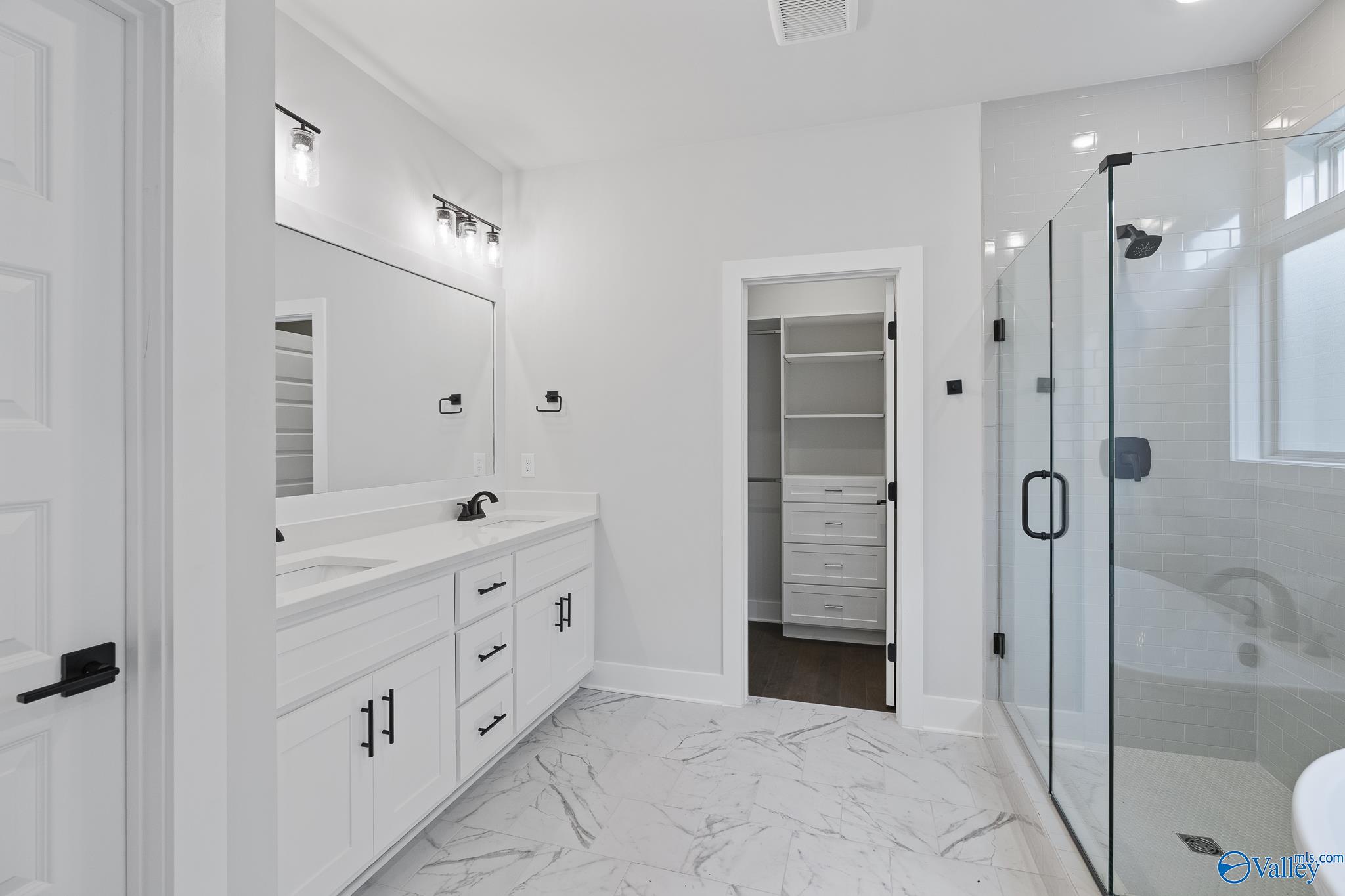 1614 Bridgedale Street NE