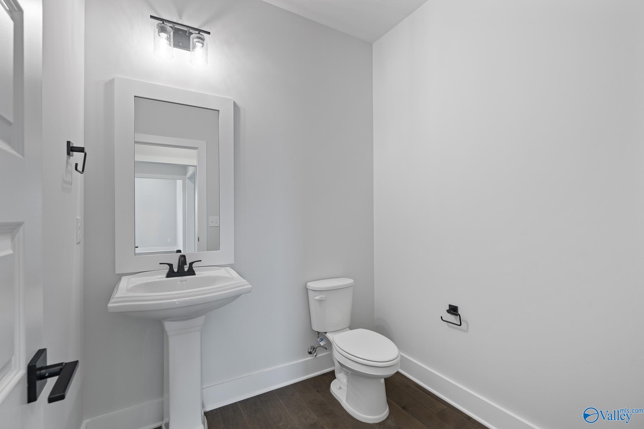 1614 Bridgedale Street NE