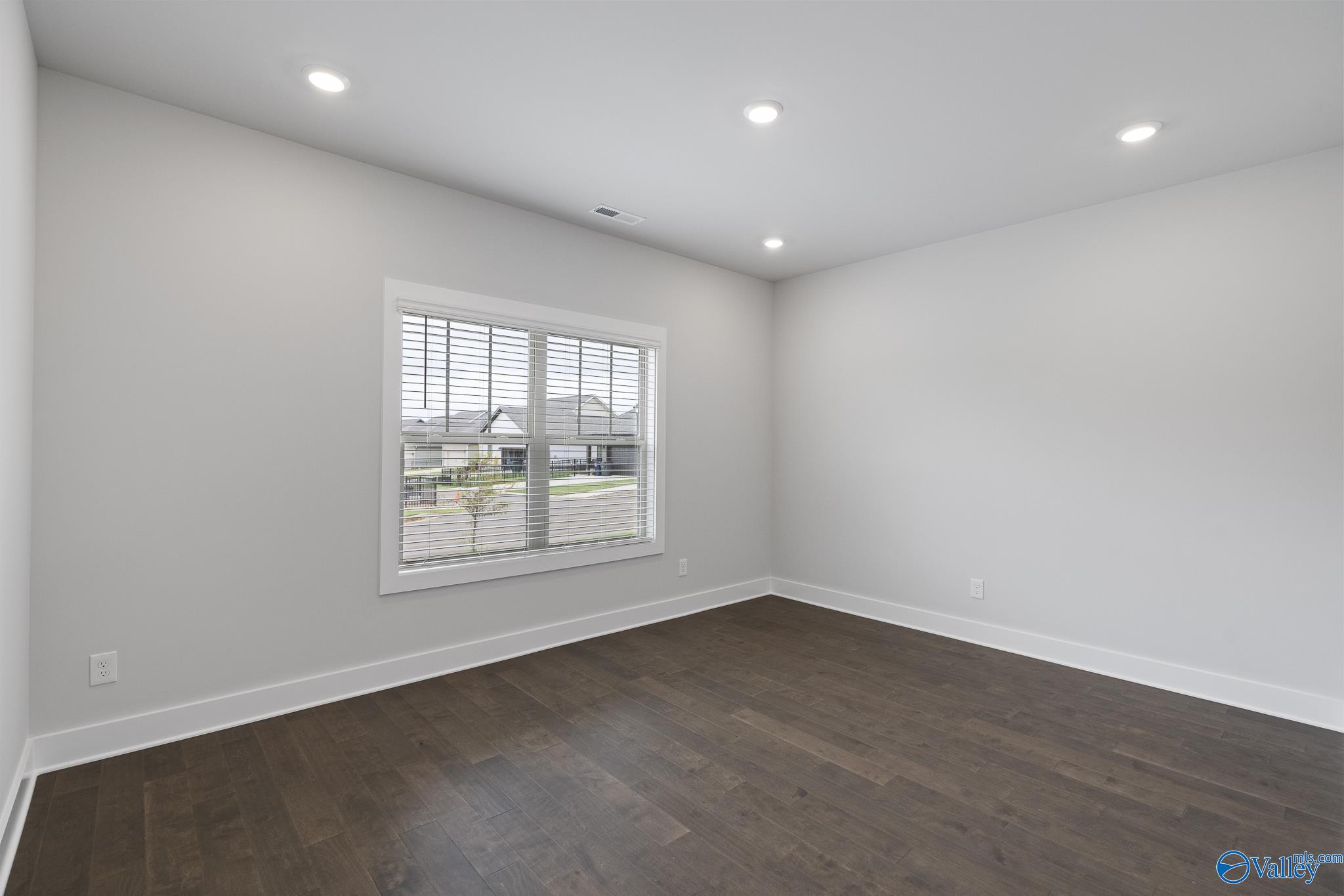 1614 Bridgedale Street NE