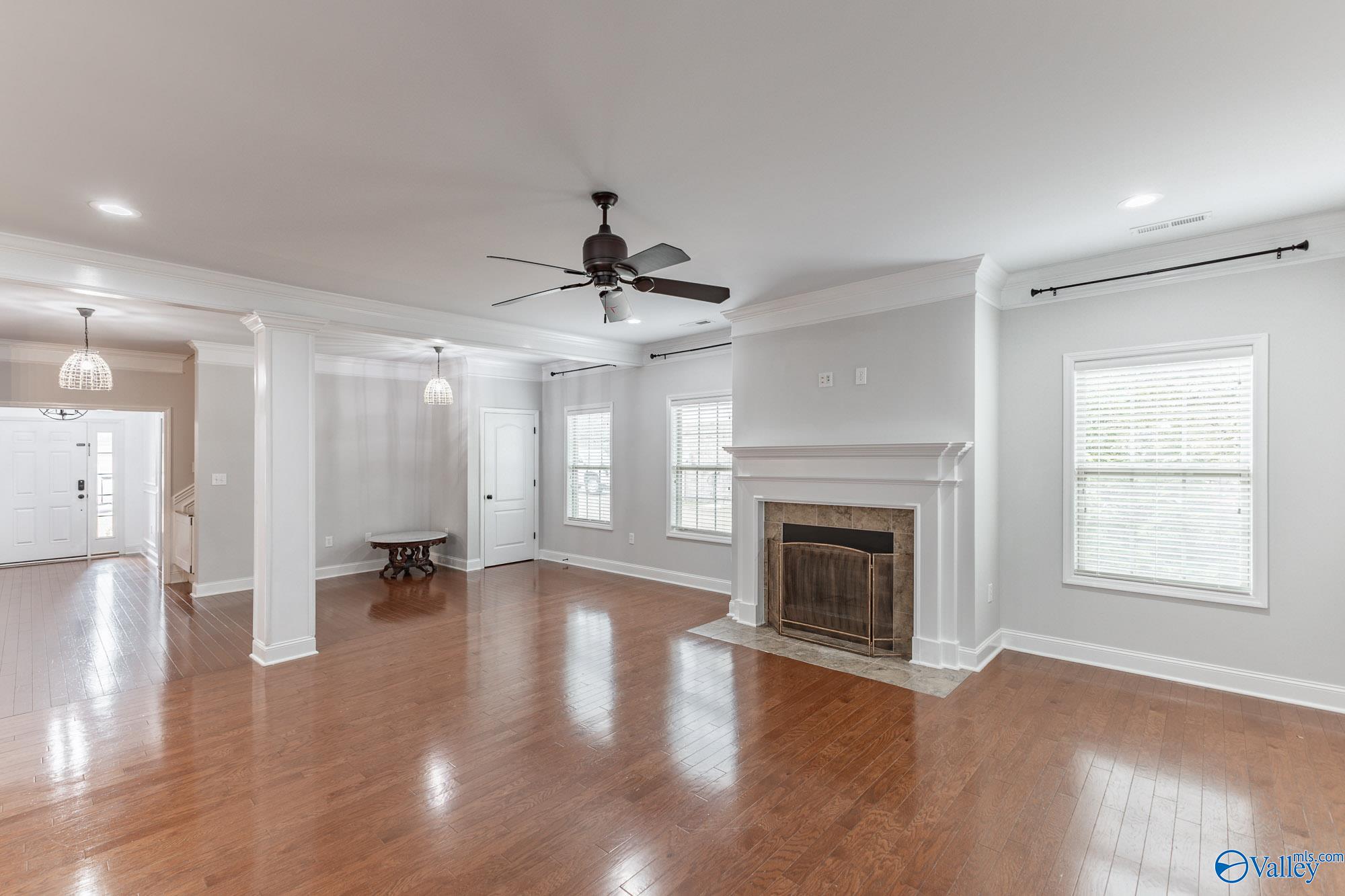 123 Chelsea Park Row