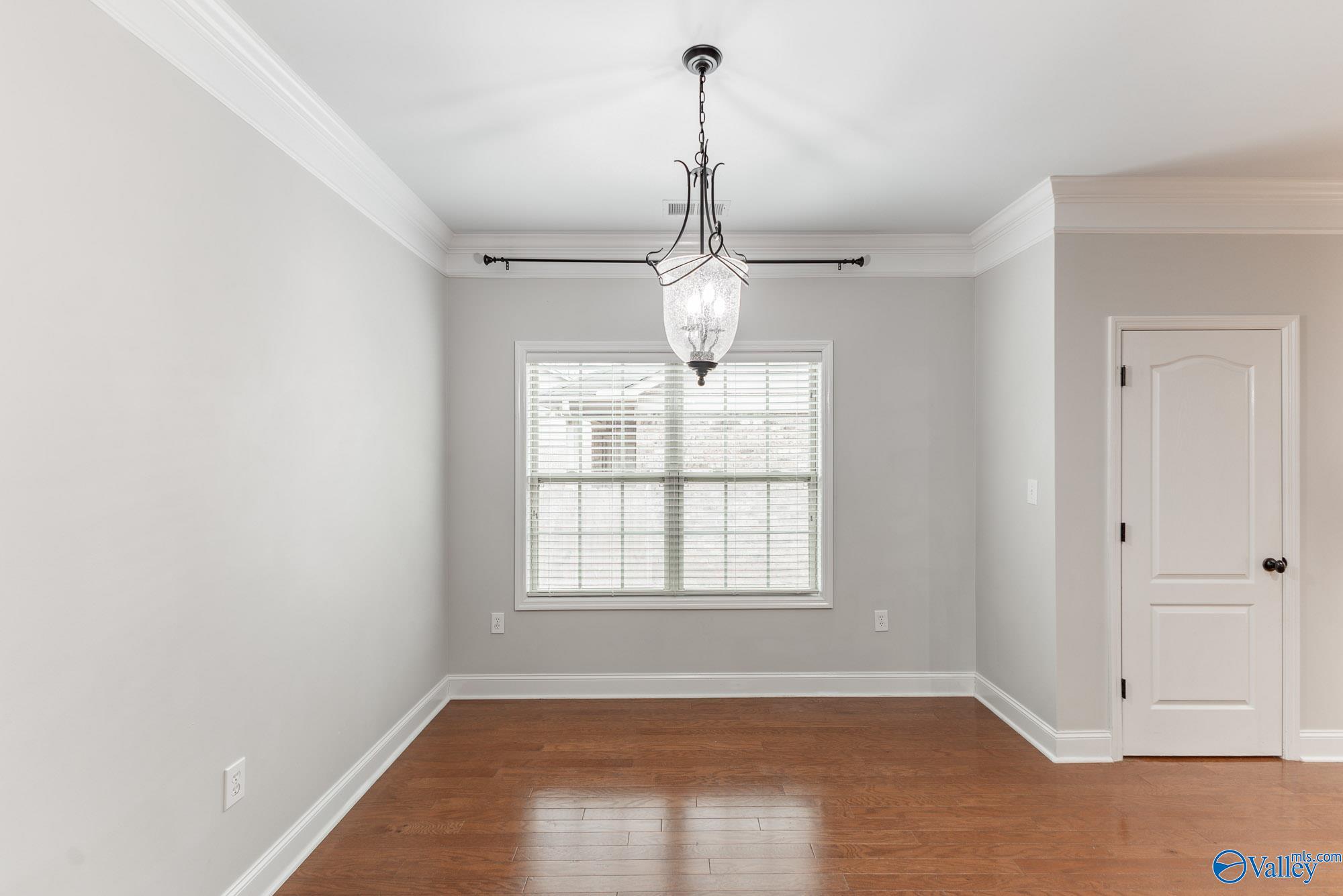 123 Chelsea Park Row