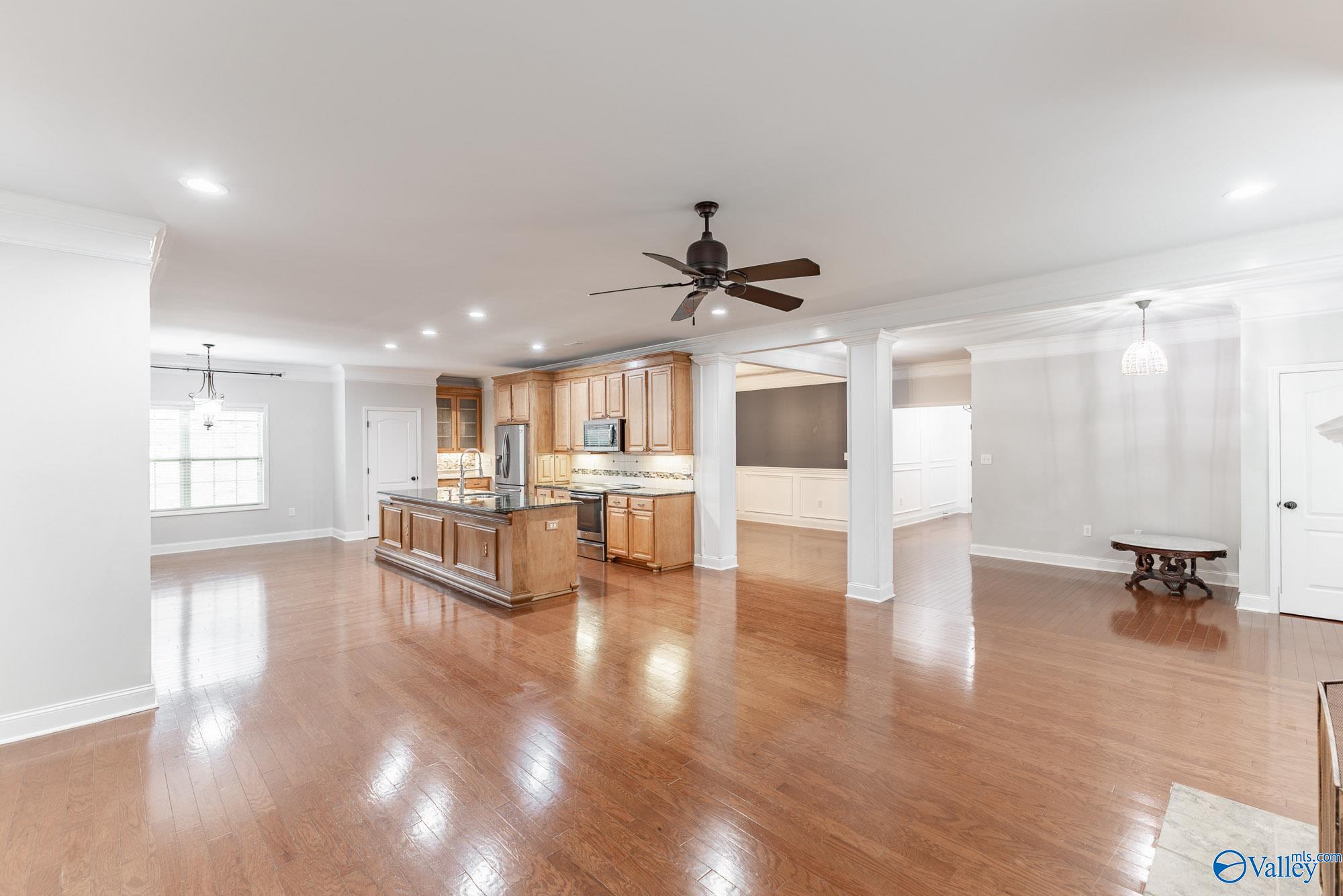 123 Chelsea Park Row