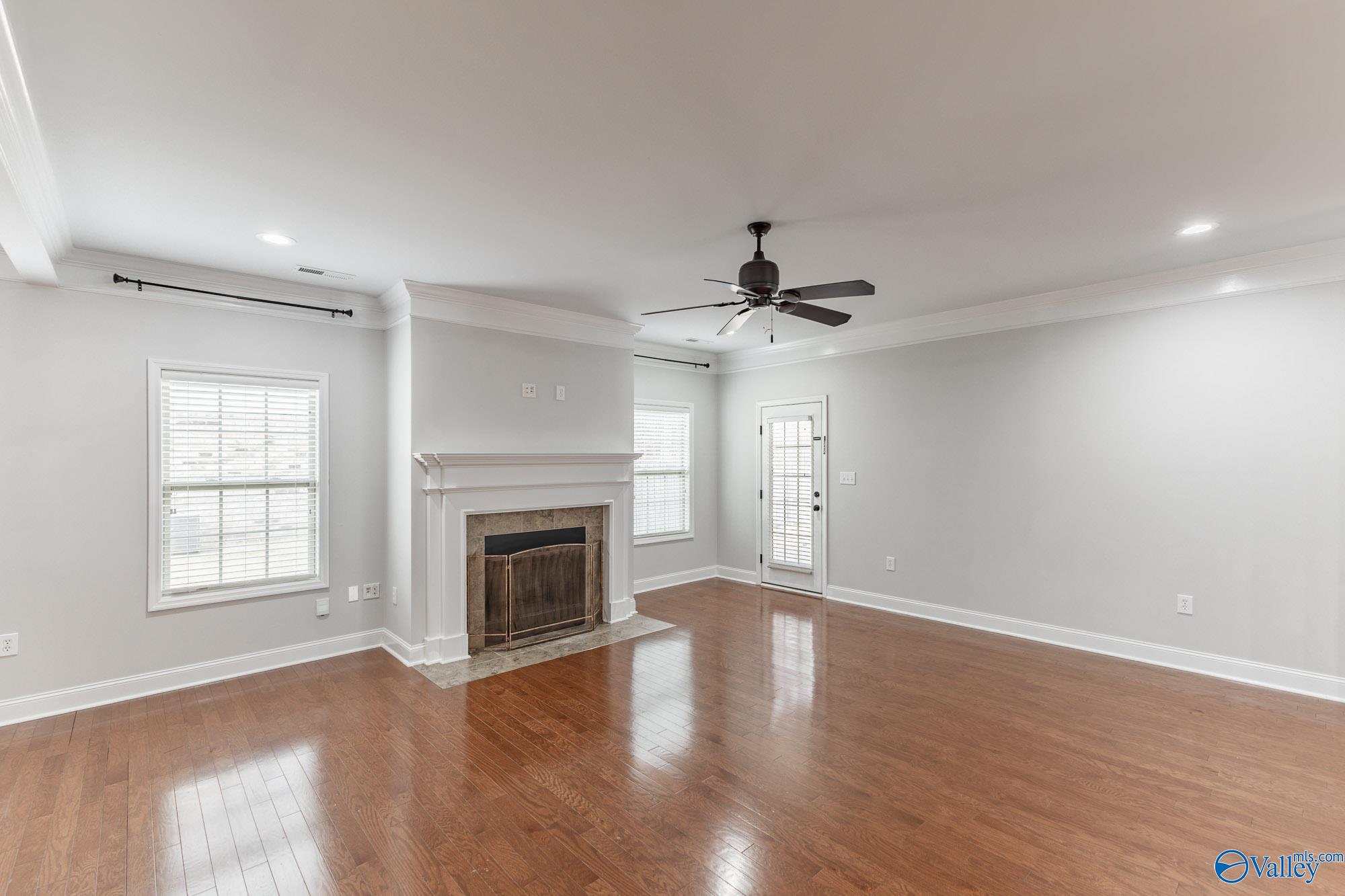 123 Chelsea Park Row