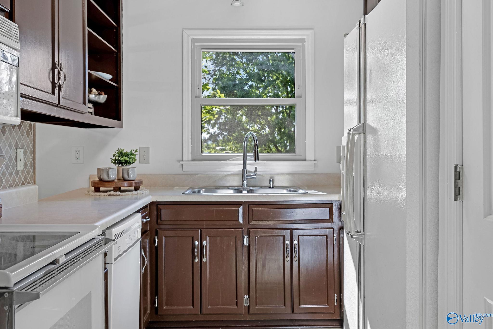 2140 Greenwood Place SW